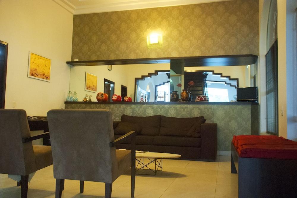 Hara Palace Hotel กูรีตีบา ภายนอก รูปภาพ
