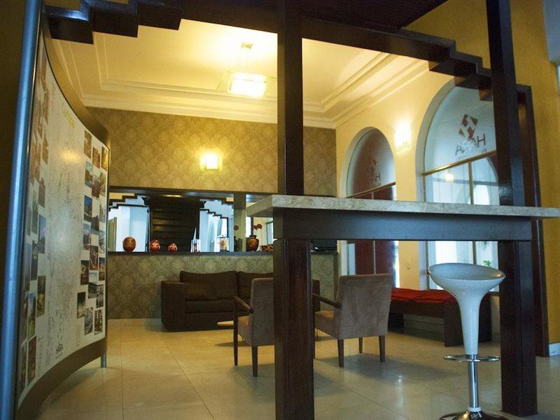 Hara Palace Hotel กูรีตีบา ภายนอก รูปภาพ