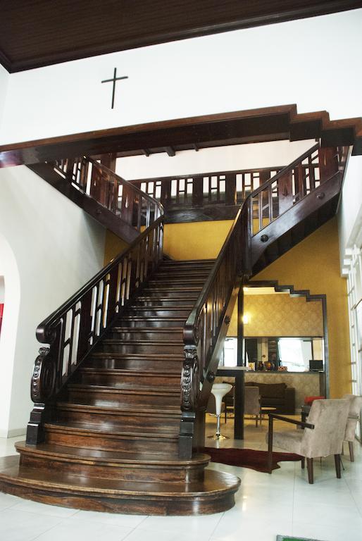 Hara Palace Hotel กูรีตีบา ภายนอก รูปภาพ